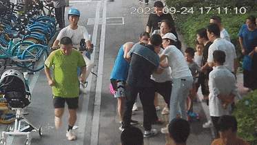 惊魂363秒！所有人都在盼着孩子哭出来