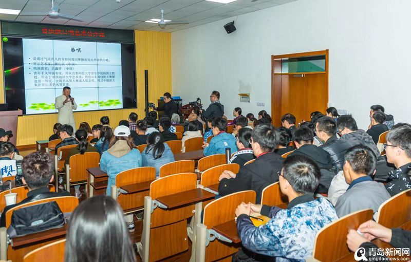 青岛口哨大师吹出世界冠军 上海粉丝打飞的来学