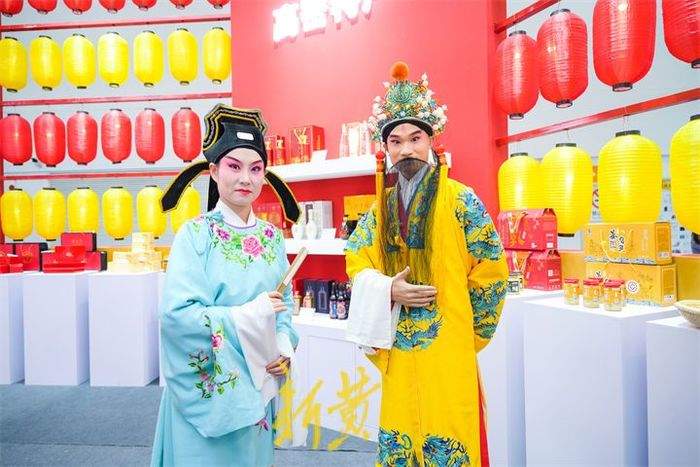 吕剧、山东评书、山东梆子集体亮相，表演类非遗项目“燃动”文博会