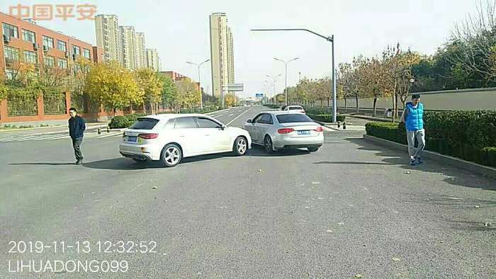 赔了夫人又折兵 奥迪车主“联合”骗保，难逃交警法眼