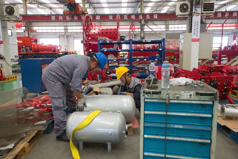 中国“智”造载誉波斯湾 看杰瑞压裂装备如何从陆地向海洋“征战”