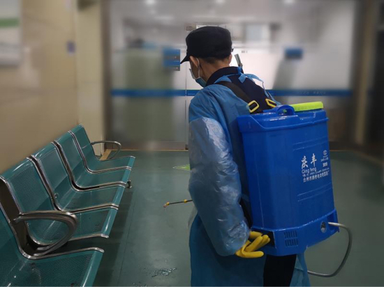 市二院开展“坚决打赢疫情防控阻击战·感动瞬间”摄影征集活动