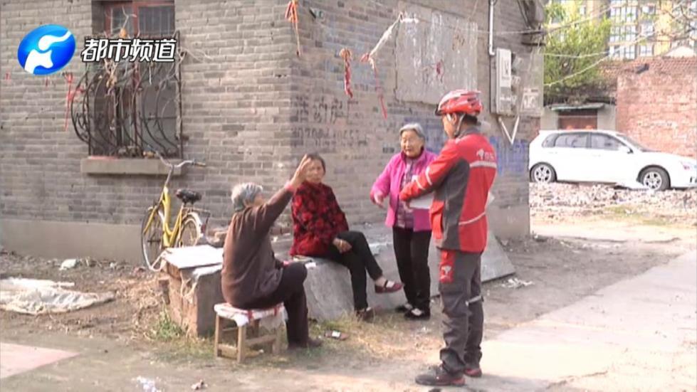 离奇！父子失联13年 重新团聚竟是因为两箱牛奶快递……