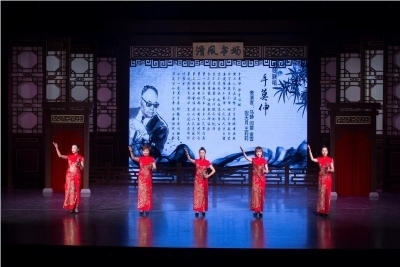 名家名角惠民演出 “泉荷奖”济南第八届新剧目评比展演将于10月华美绽放