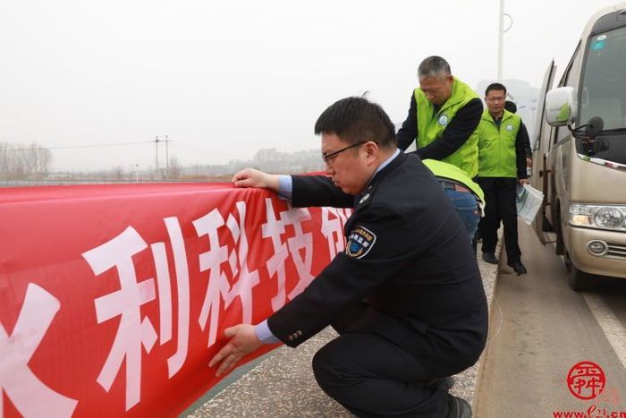 济南市水政监察支队走进水源地开展执法宣传活动