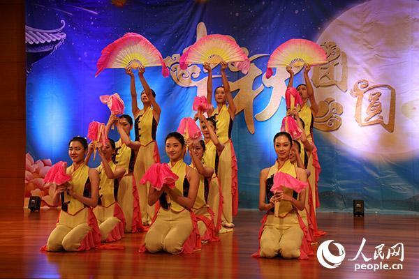 中国驻美国大使馆举行中秋联谊招待会