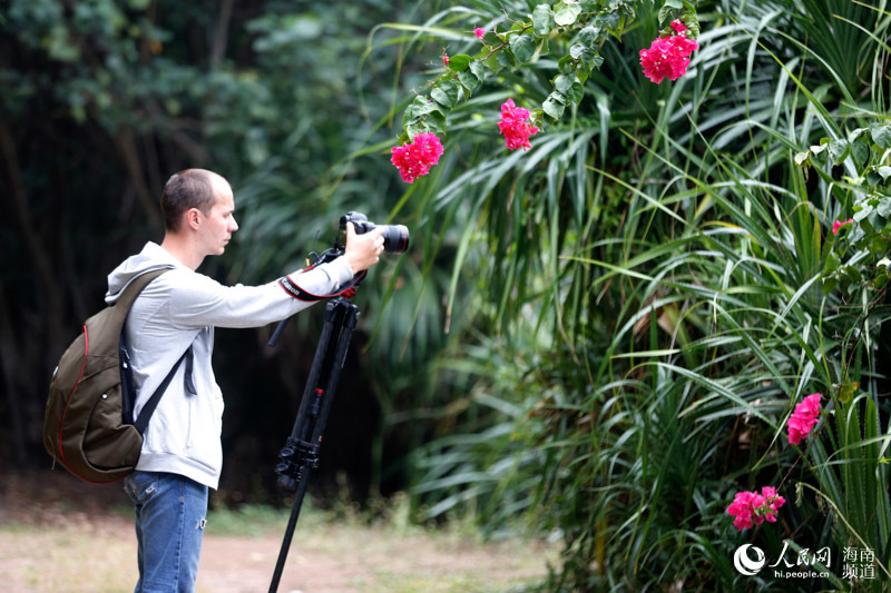 纯美湿地柔情棋子湾 俄媒记者畅享昌江独特魅力