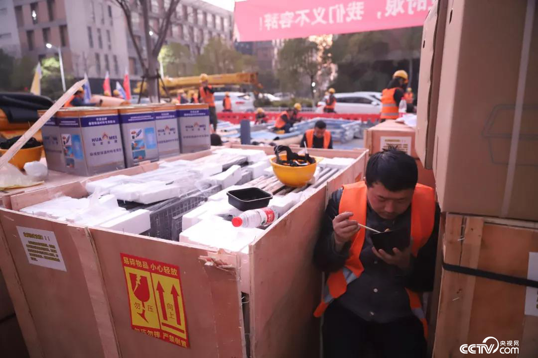 【战疫最前线】五天五夜，我站在“火眼”实验室背后看到这些感动的瞬间