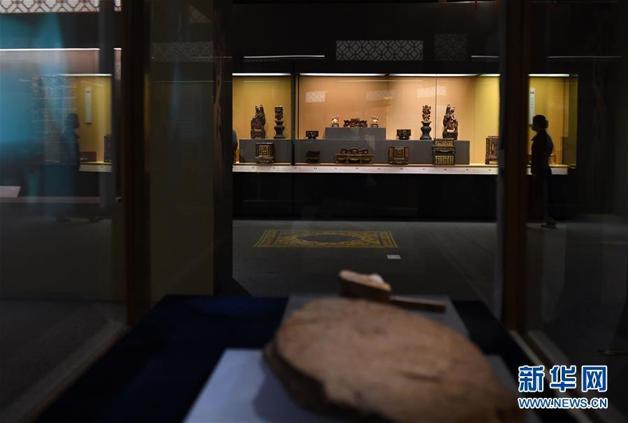 国博举办“雕绘乾坤——潮州木雕展”