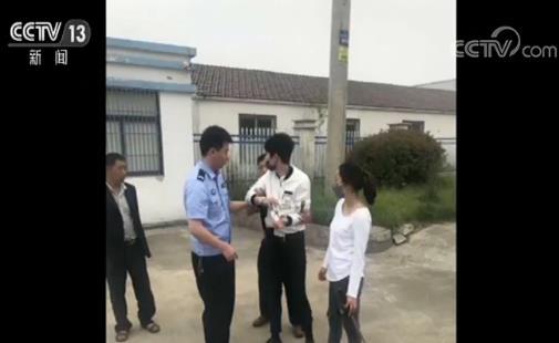 引狼出洞！女警花乔装打工妹 竟被拖拽数米多处受伤