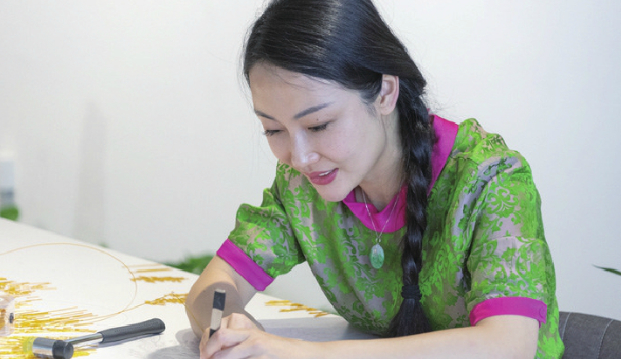 “指尖技艺”变“非遗经济”！济南藏着一家“全网销量第一”的非遗淘宝店
