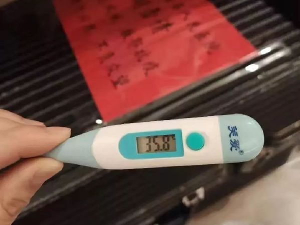 【湖北救援日记】为了战疫，我们甘愿变“丑”！