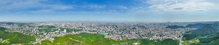 创新服务：全力护航绿色低碳高质量发展