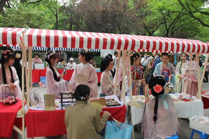 //img02.e23.cn/c80bb0ab554be7dd3d2691e4e959ec94