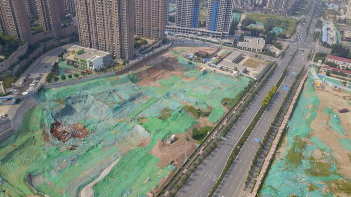 【啄木鸟在行动】凤凰路与旅游路汉峪片区A1地块土石方工程在建项目存扬尘隐患