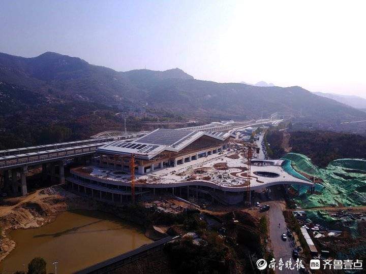 济莱高铁雪野站即将竣工，山水造型站房被誉为全线最美车站