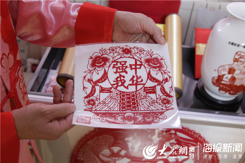 这就是山东丨剪纸大师朱曼华：一把剪刀剪出一个翩翩世界