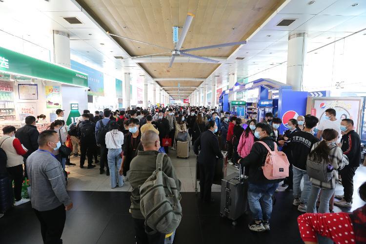 学生流、探亲流、旅游流集结！济南长途汽车总站将迎“五一”客流高峰