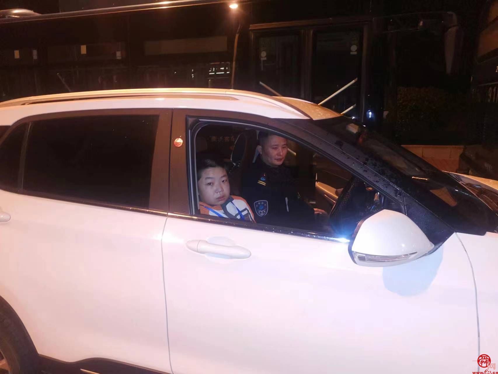 特别的爱给特别的你 济南公交驾驶员帮助迷路孩子顺利回家