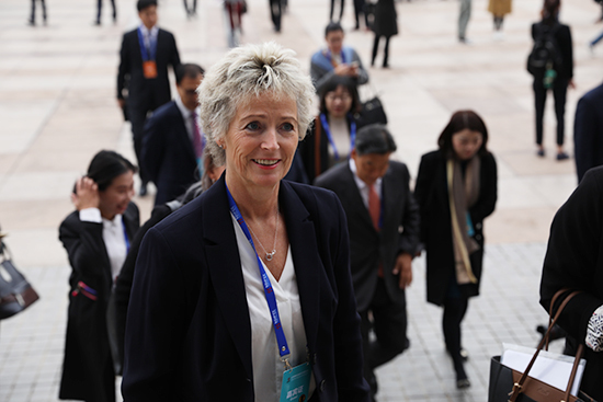 山东国际友城合作发展大会开幕 美、日、意等33国外宾们来了！