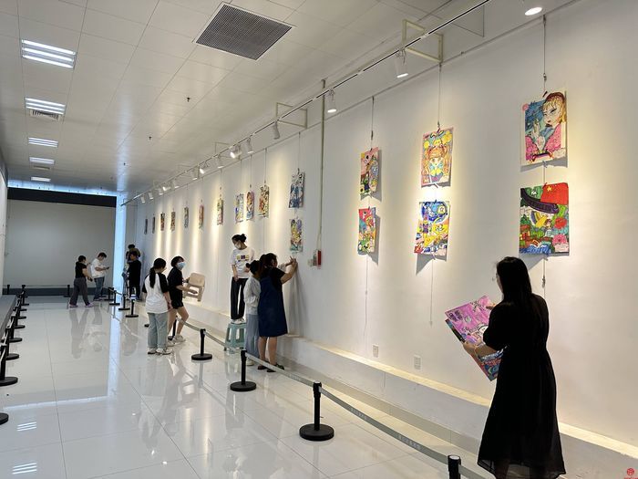 “2023年国家安全网络宣传周——网络安全进校园”主题画展正式启动