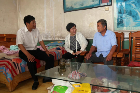 济南城市建设集团到济阳区新市镇开展主题党日活动