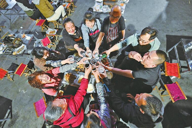 国铁济南局：曾担心淄博烧烤专列上座率，开通后维持八成以上