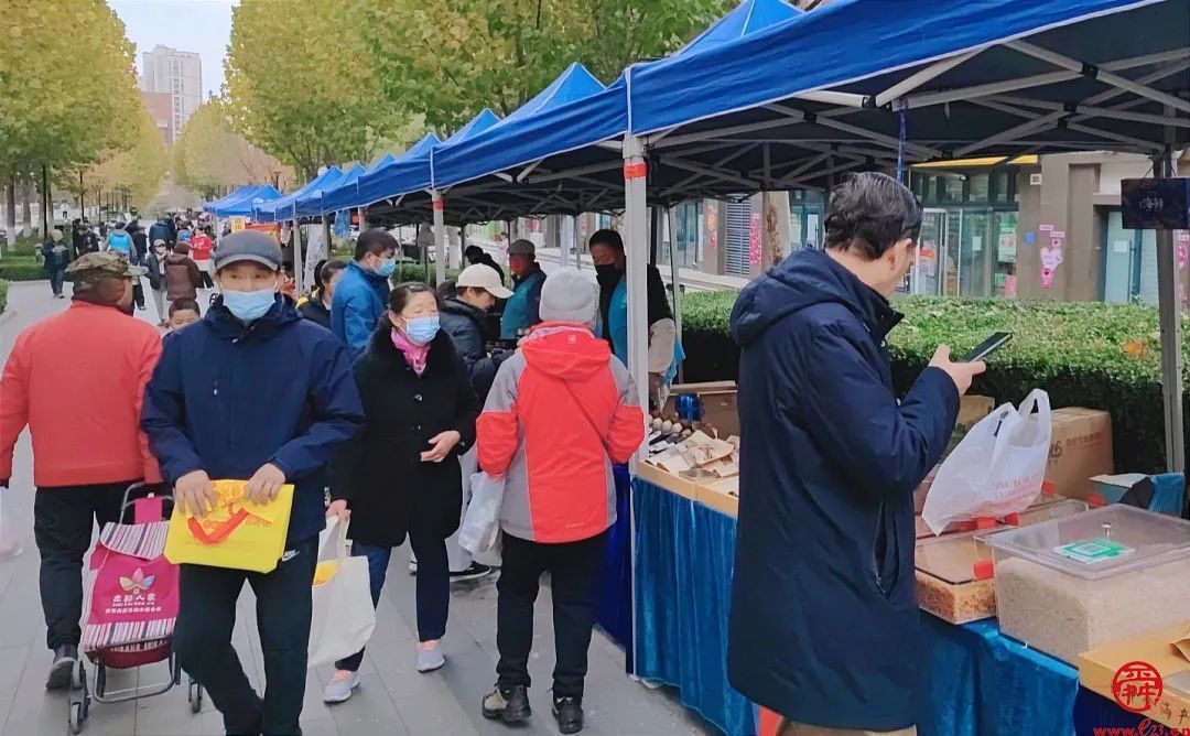 “晒冬”正当时 泉水人家走进东城逸家活动中心“晒”出幸福味