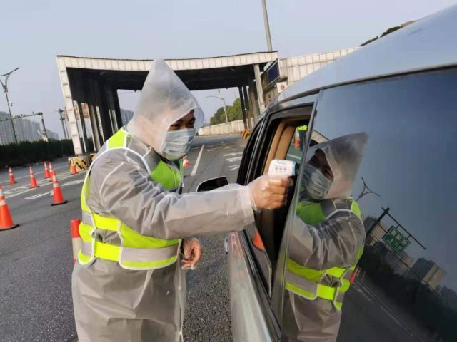 党员家庭别样红 科协干部全家战“疫”第一线