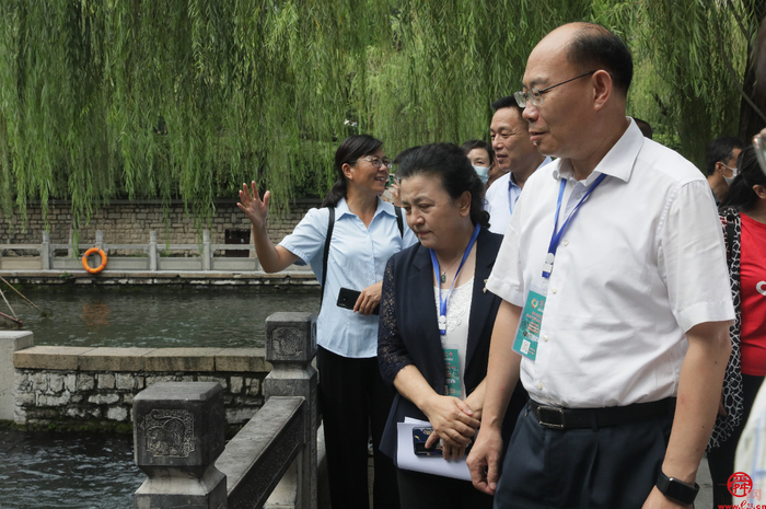 家家泉水看今朝 济南政协启动“深化泉水直饮工程 圆泉城人喝泉水梦”专题“商量”