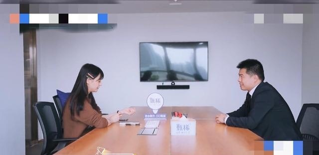 张恒|郑爽自曝被拖欠片酬，还咨询律师被PUA怎么办，内涵前男友？