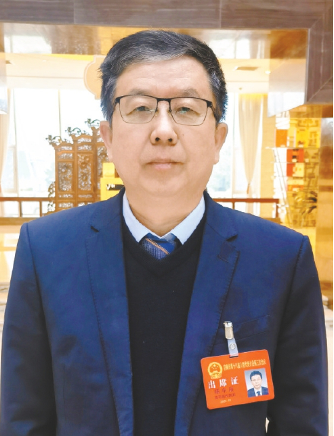 引领药玻产业数智化转型——访市人大代表、山东力诺特种玻璃股份有限公司董事长杨中辰