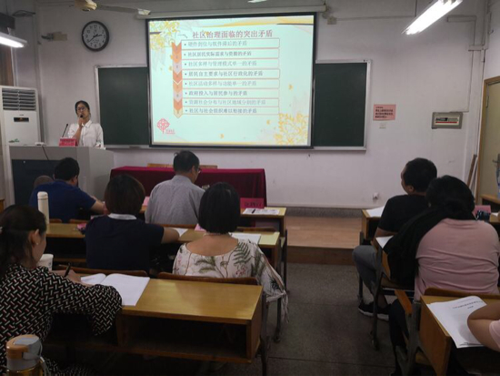 振兴街街路开启“全科社区工作家”办事 “一根针”串起社区管理“千条线”