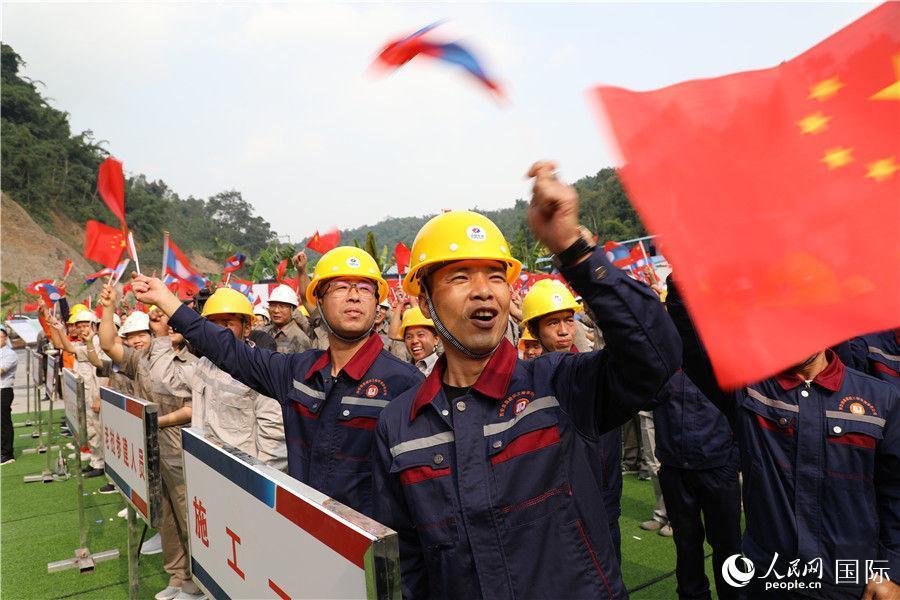 中老铁路全线最长隧道森村二号提前七个月贯通