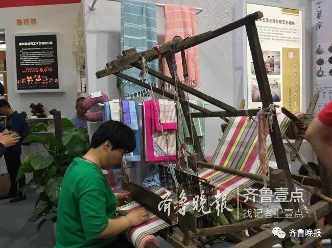 文博会山东展区交易火爆 这些山东文创“C位出道”