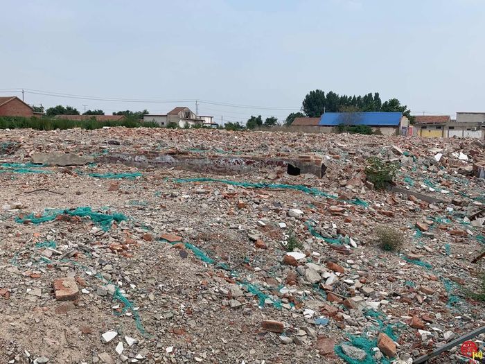 【啄木鸟在行动】章丘区南关村附近渣土和建筑垃圾裸露