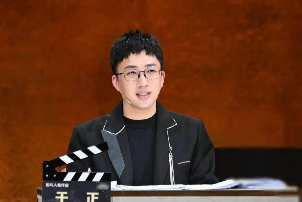 12月31日,于正在个人社交网站上正式发文就《宫锁连城》侵犯《梅花烙