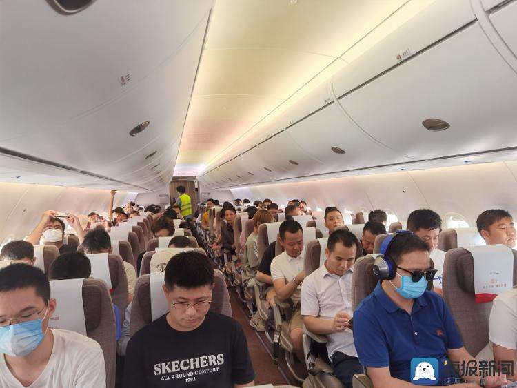 C919常态化运行首日:航班满客、有乘客当日往返沪蓉只为体验