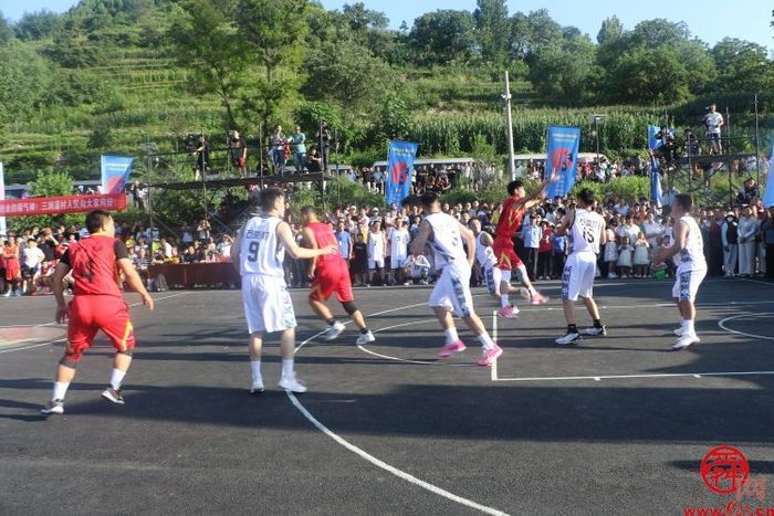 超燃！章丘区首届“村BA”在石匣村火热开赛！