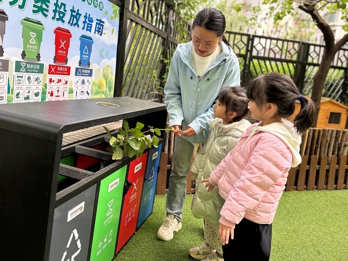 槐荫区礼乐佳苑幼儿园萌娃喊你来劳动啦