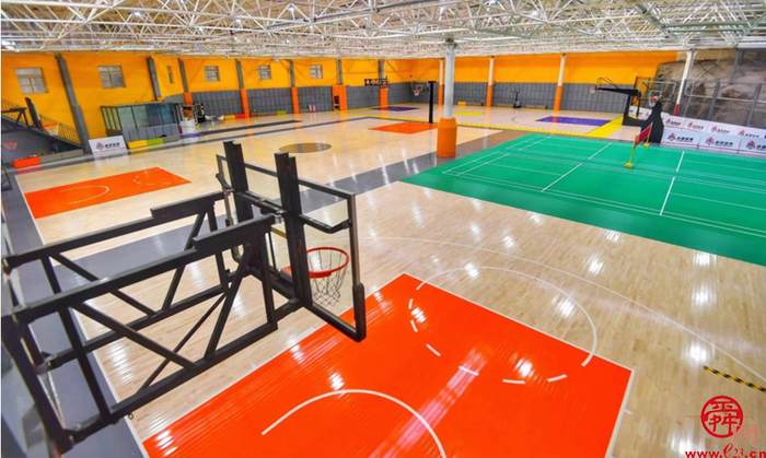 山东最大商场室内篮球馆落户济南高新区