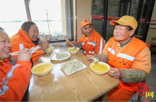 就地过年 暖在身边｜槐荫区昆仑街社区饺子宴包出亲情吃出年味