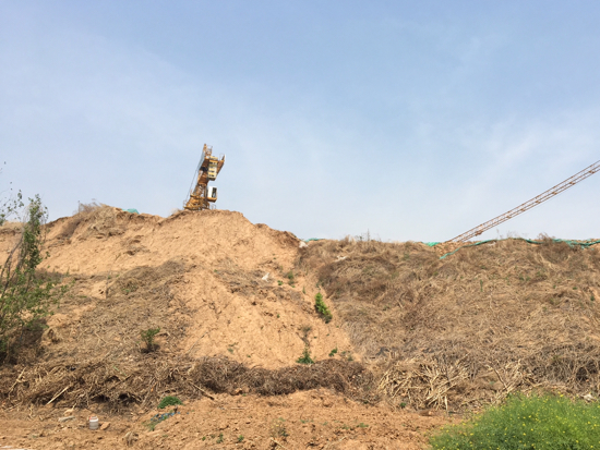 啄木鸟在行动：历城区幼安街和唐冶东路交叉口西北侧渣土裸露