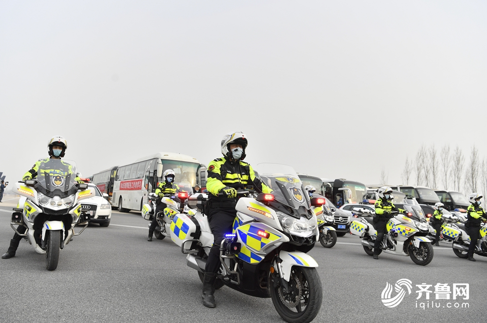 英雄归来｜迎接山东白衣天使回家，这些英雄“礼遇”你们值得