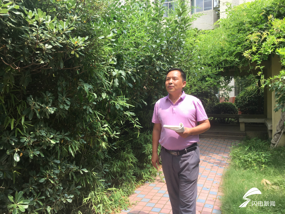 从教21年、热爱诗经楚辞 济南一语文老师为学校写了一篇“赋”