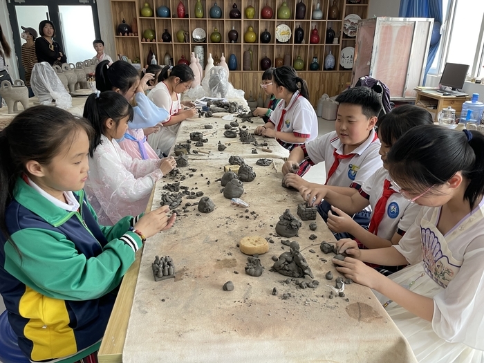 在“悦”读中遇见美好！南山实验小学举办读书文化嘉年华