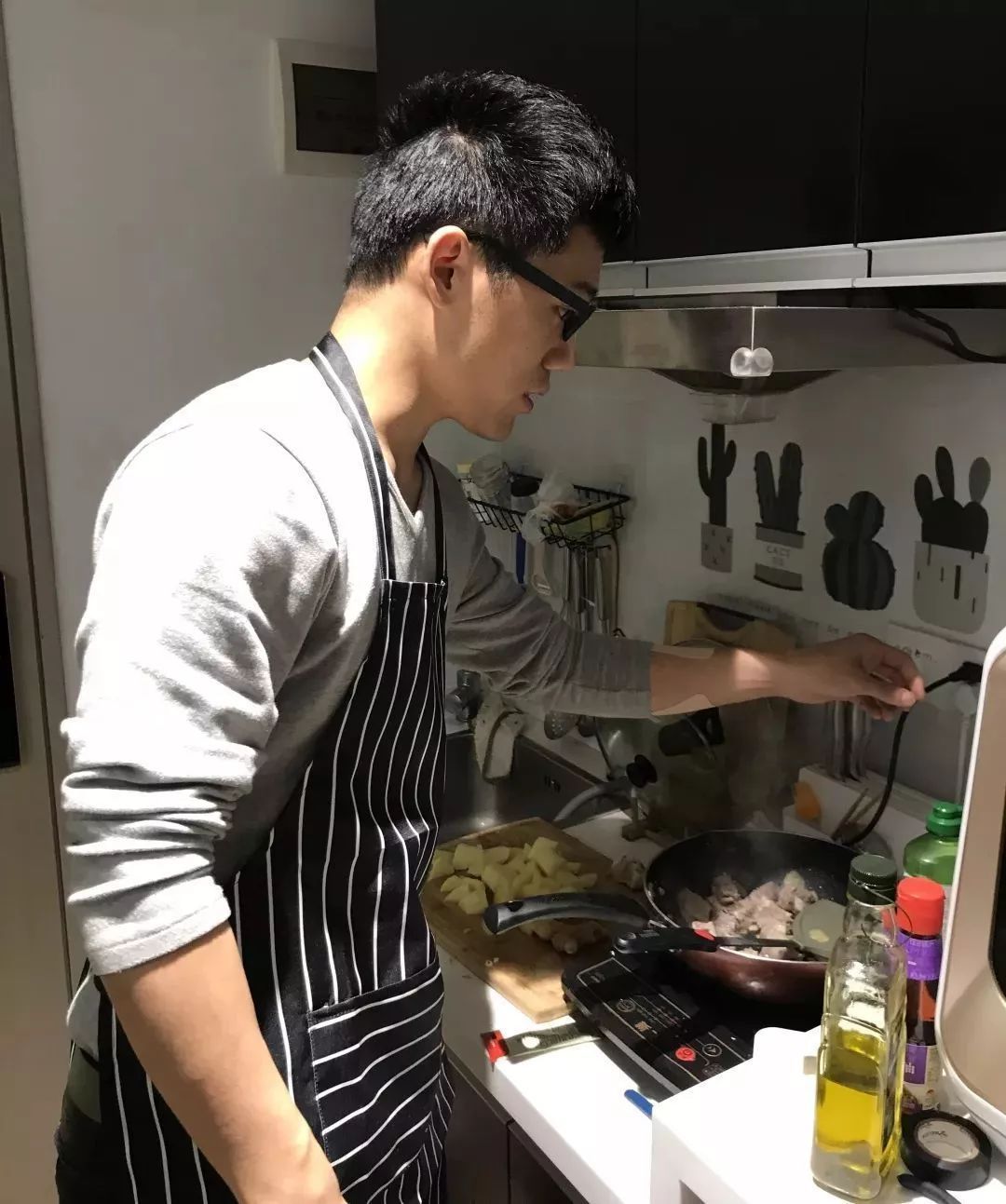 厉害了!25岁博士奶爸是怎么回事?终于真相了,原来是这样!