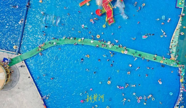 气温飙升至37℃，济南多个水上乐园开门迎客