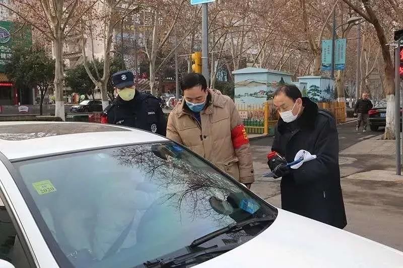 济南防疫一线检察干警陈恩阳当好“四员”全力抗击疫情