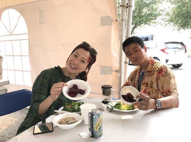 女神|郑秀文与小7岁佟大为首次拍戏，两人配合默契被夸CP感十足